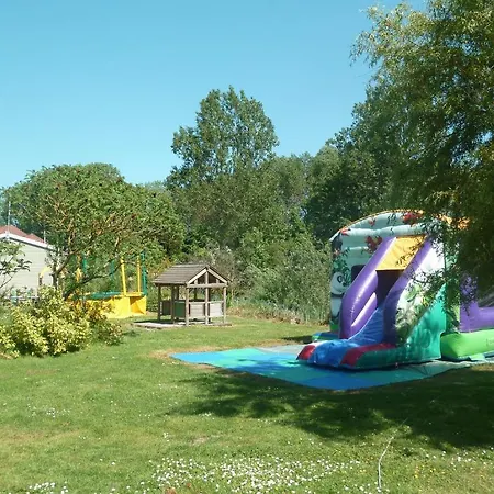 Camping La Ferme De Mayocq Camping *